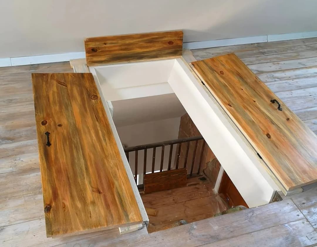 Jak zabudować właz na strych i ukryć go w stylowy sposób