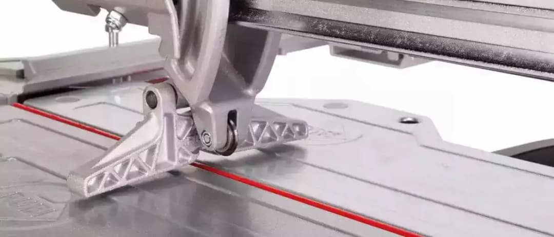 Jak wybrać najlepsze kółko tnące do gresu i uniknąć błędów przy cięciu